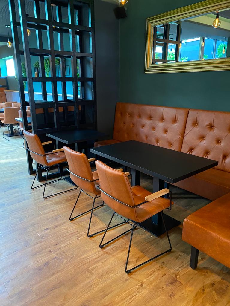 Polsterstuhl ITALY-2 mit Armlehnen Polsterstuhl ITALY-2 mit Armlehnen